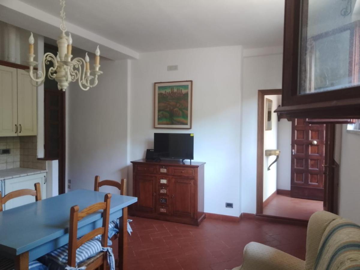 La Casina Tra Le Torri Apartment San Gimignano Luaran gambar